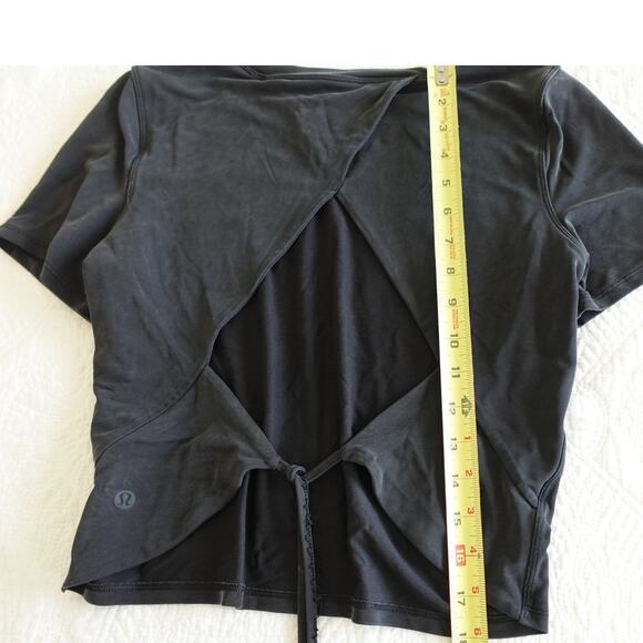 lululemon grey/black open back tie crop top - Picture 3 of 6